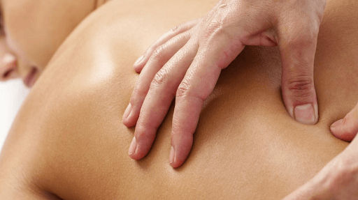 Por que você deve experimentar a massagem nuru?
