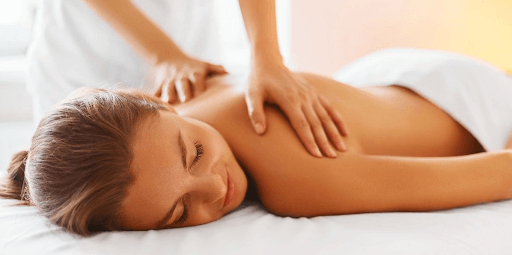 Por que se presentear com uma sessão de massagem neste final de ano?