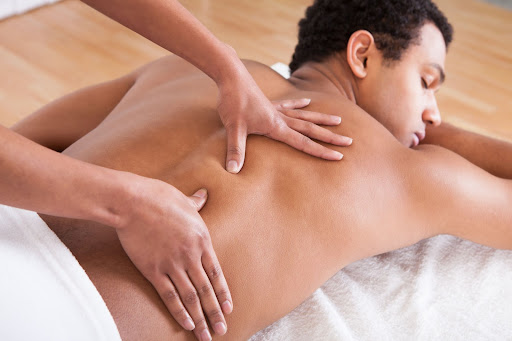 Conheça as opções de massagem da Corpus SPA em Goiânia