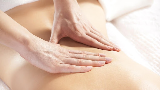Você sabe quais são os benefícios das massagens terapêuticas